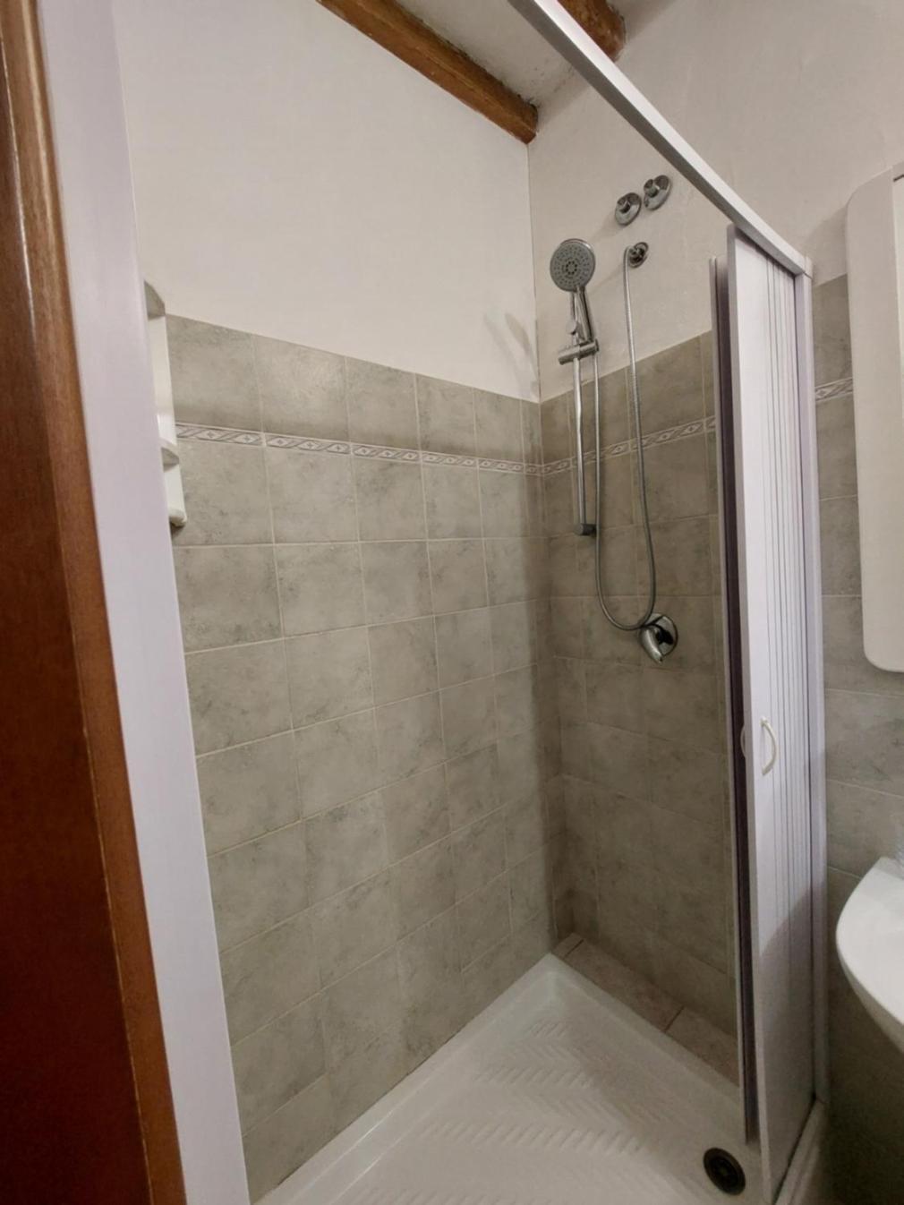 לינה וארוחת בוקר Uliveto Terme La Convenienza מראה חיצוני תמונה