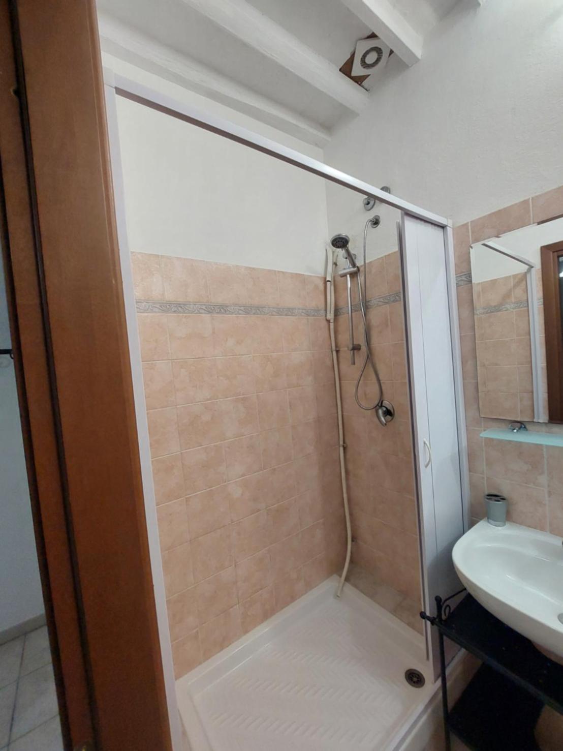 לינה וארוחת בוקר Uliveto Terme La Convenienza מראה חיצוני תמונה