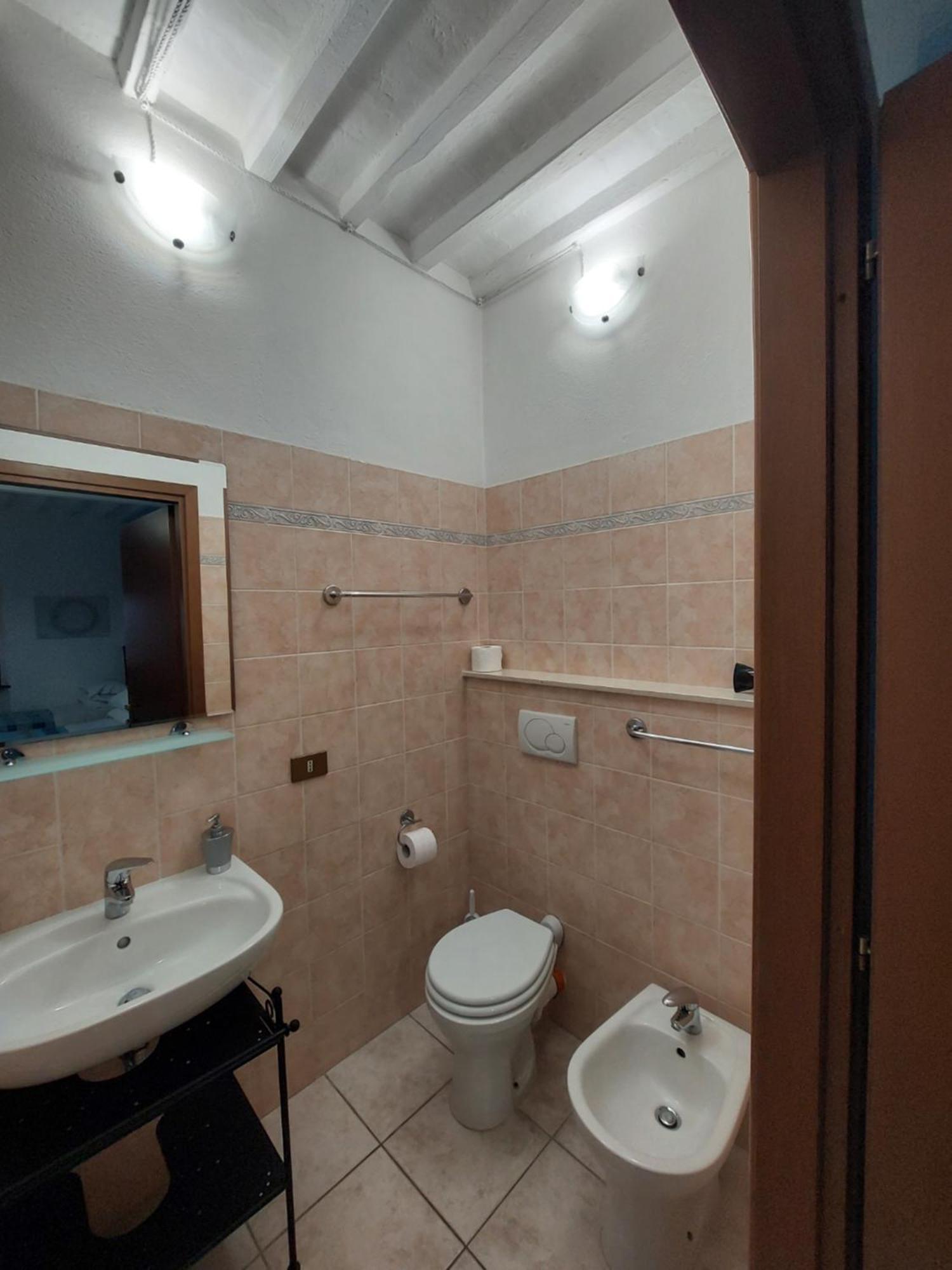 לינה וארוחת בוקר Uliveto Terme La Convenienza מראה חיצוני תמונה